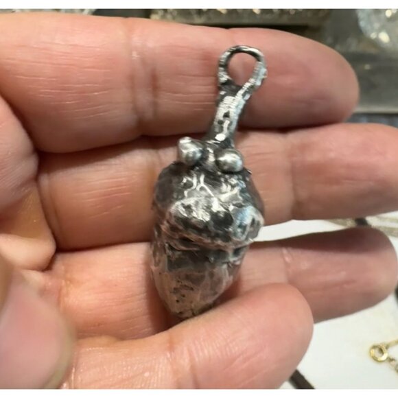 Artisan Original Handmade Silver Acorn & Leaves Pendant Necklace W/ Leather Cord - Picture 4 of 12